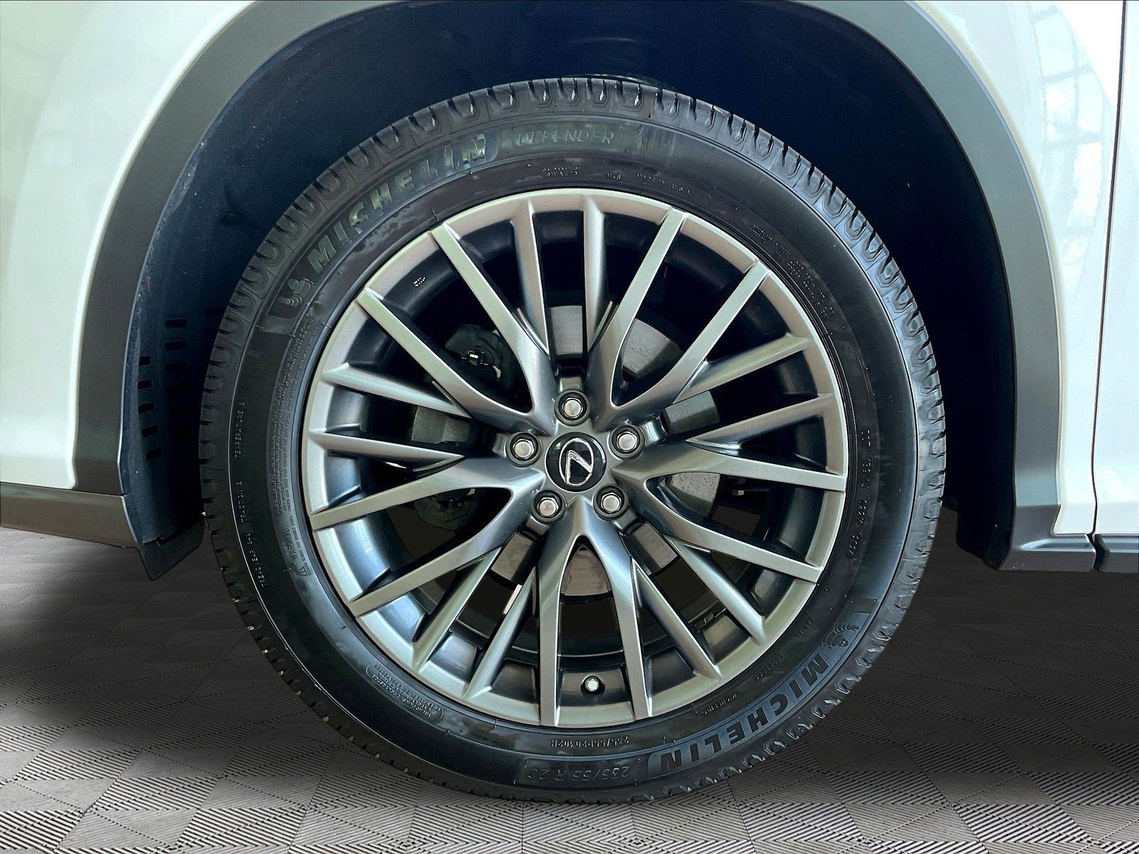 Used 2018 Lexus RX 450h F Sport w/ Cold Area Package AWD/4WD image 32