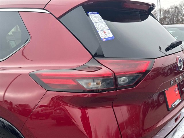 New 2026 Nissan Rogue Platinum image 12