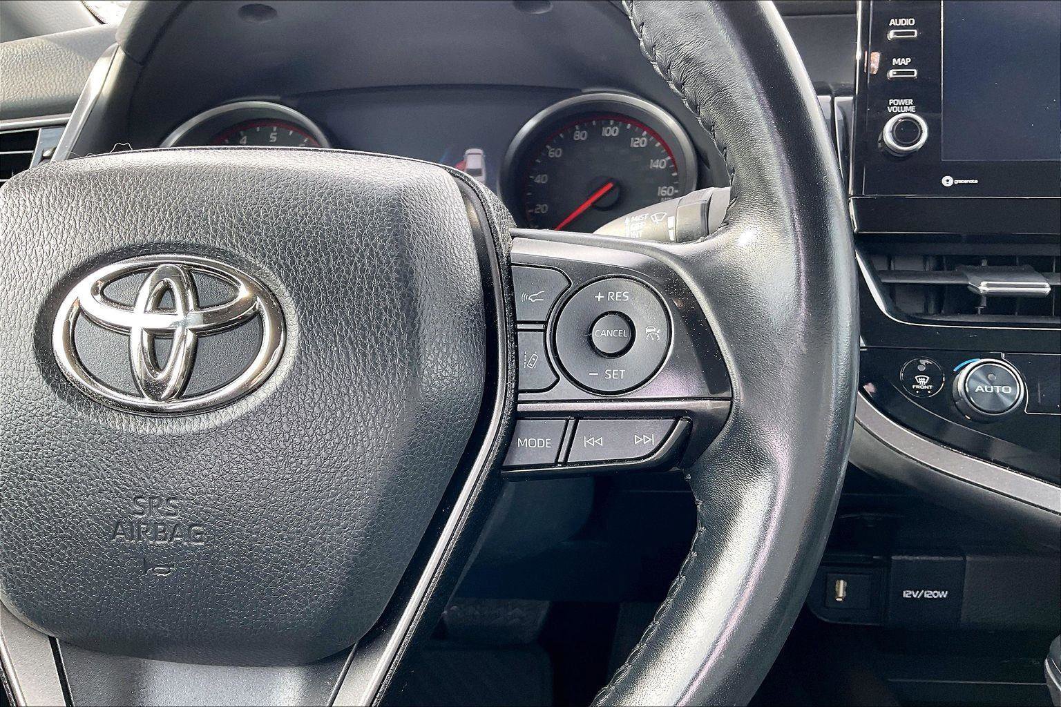 Used 2022 Toyota Camry XSE image 20