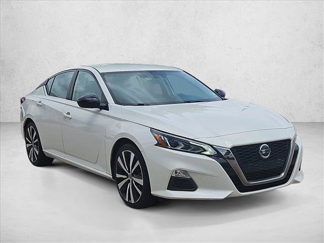 Used 2019 Nissan Altima 2.5 SR FWD image 3