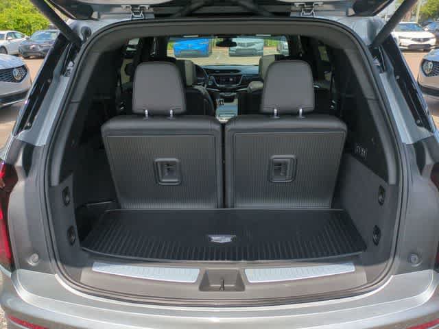 Used 2025 Cadillac XT6 Premium Luxury w/ LPO, Floor Liner Package FWD image 37