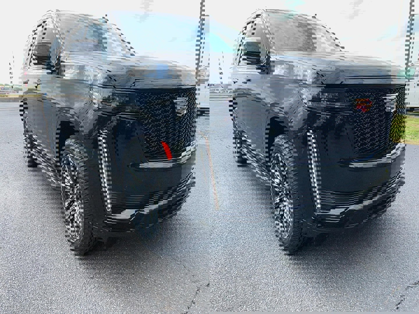 Used 2023 Cadillac Escalade Sport image 3