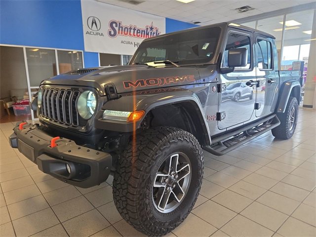 Used 2024 Jeep Gladiator Mojave image 4