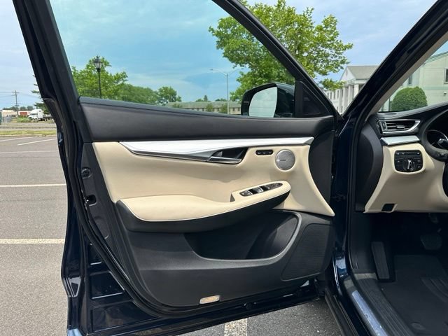 Used 2020 INFINITI QX50 Sensory w/ Climate Package AWD/4WD image 17