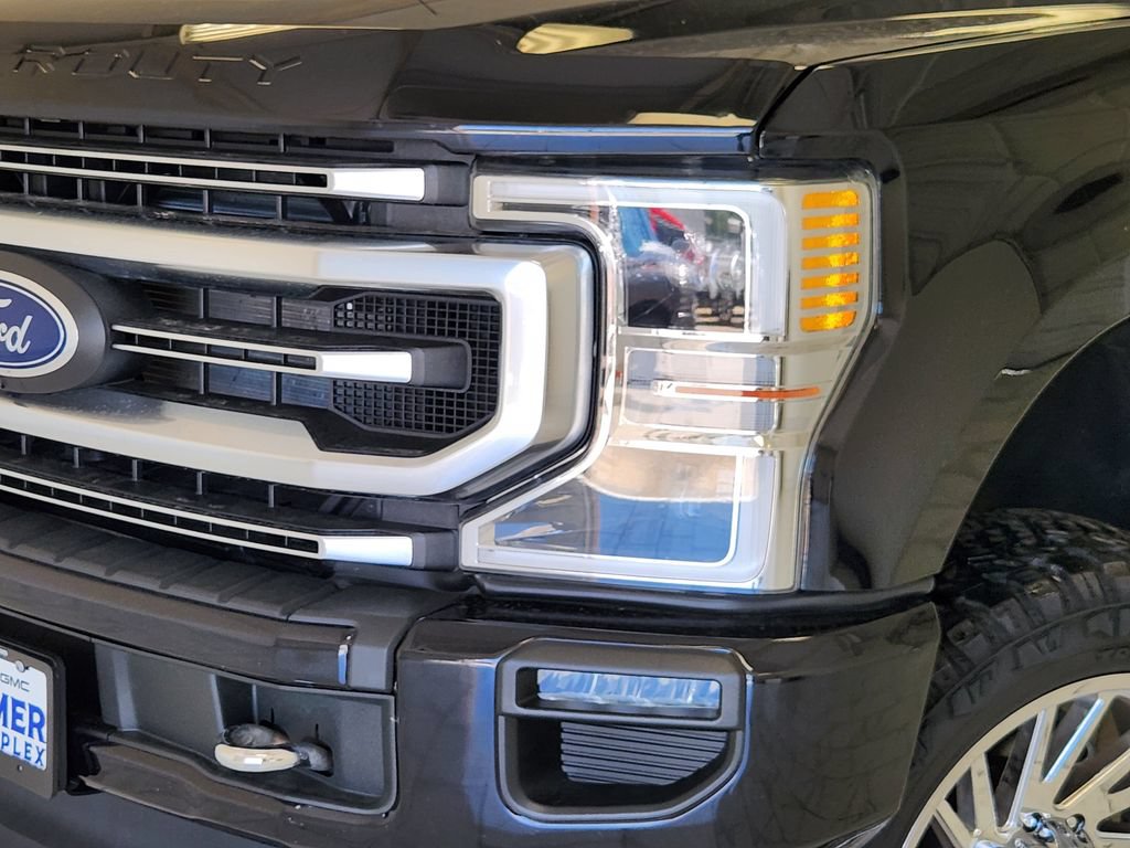 Used 2022 Ford F250 Platinum w/ FX4 Off-Road Package AWD/4WD image 9