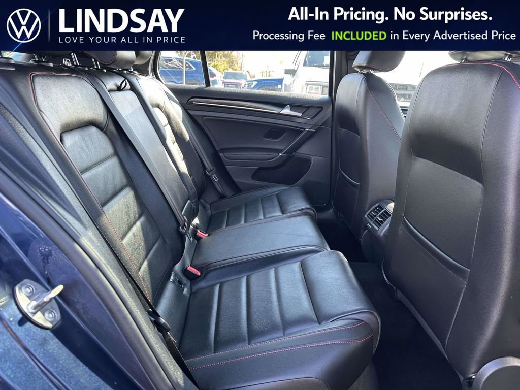 Used 2017 Volkswagen GTI SE image 13