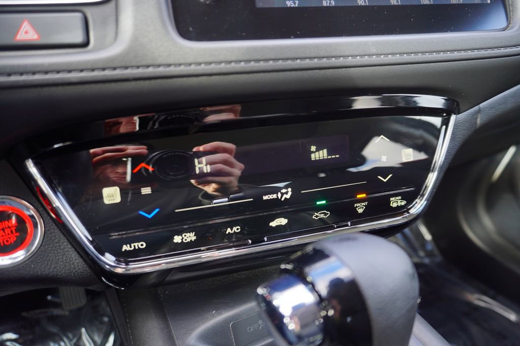 Used 2021 Honda HR-V EX image 17