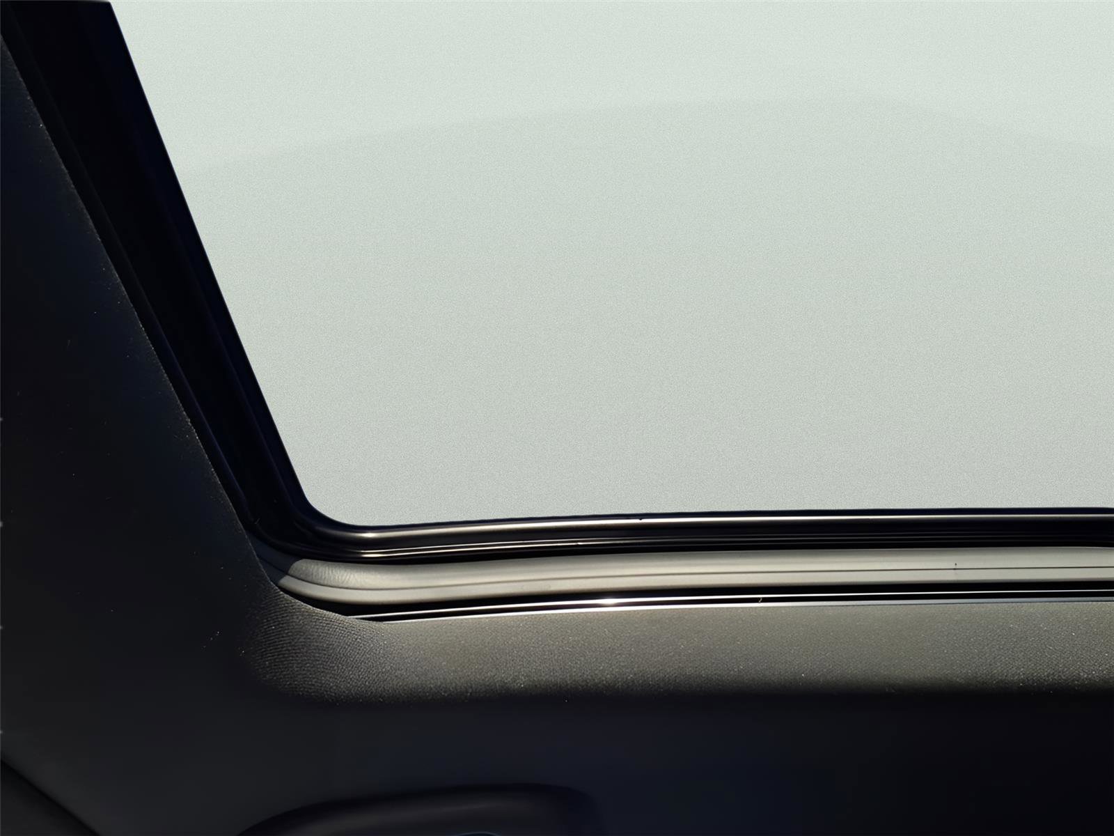 Used 2023 Cadillac XT6 Premium Luxury image 28