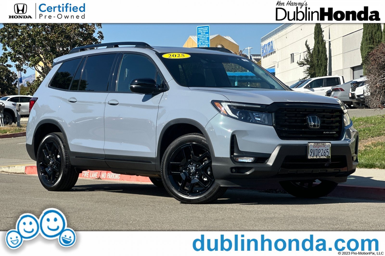 Certified 2025 Honda Passport Black Edition image 1