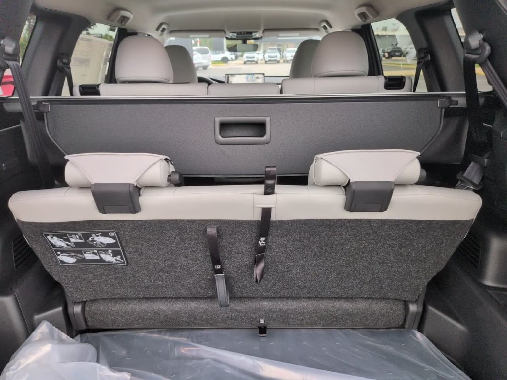 New 2026 Mitsubishi Outlander SE AWD/4WD image 10