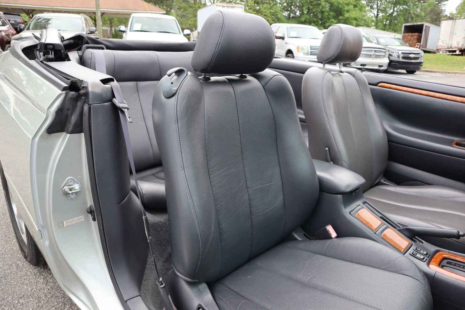 Used 2002 Toyota Solara SLE image 18