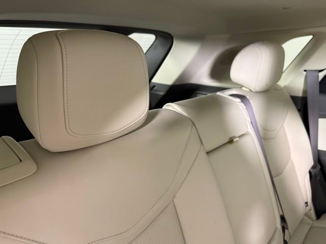 New 2025 Cadillac XT5 Premium Luxury w/ Technology Package FWD image 28