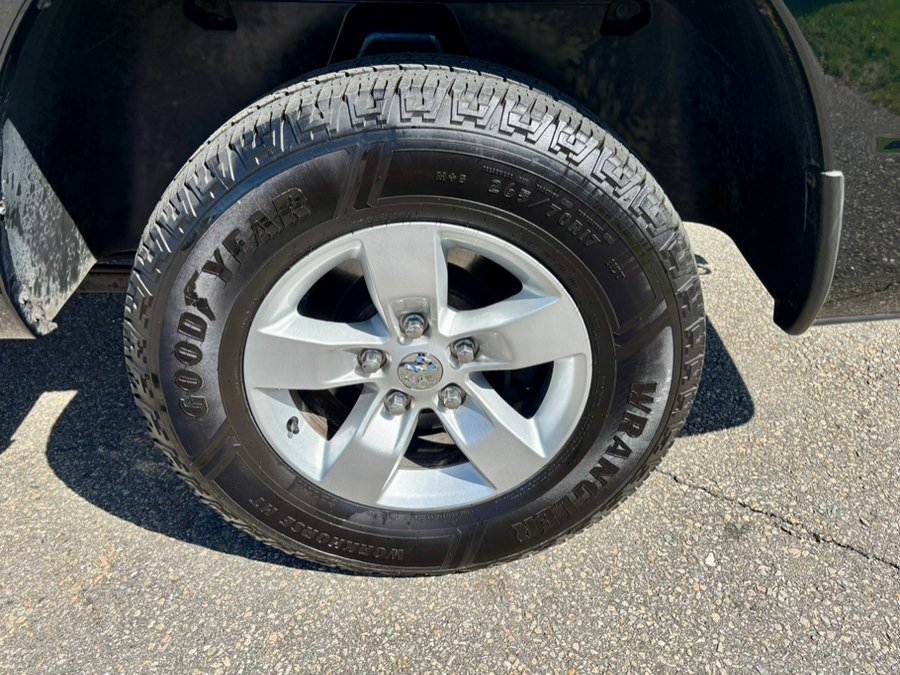 Used 2015 RAM 1500 Tradesman w/ Popular Equipment Group AWD/4WD image 31