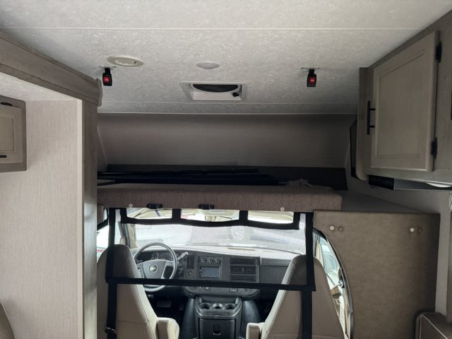 Used 2019 Chevrolet Express 4500 w/ RV Package RWD image 12