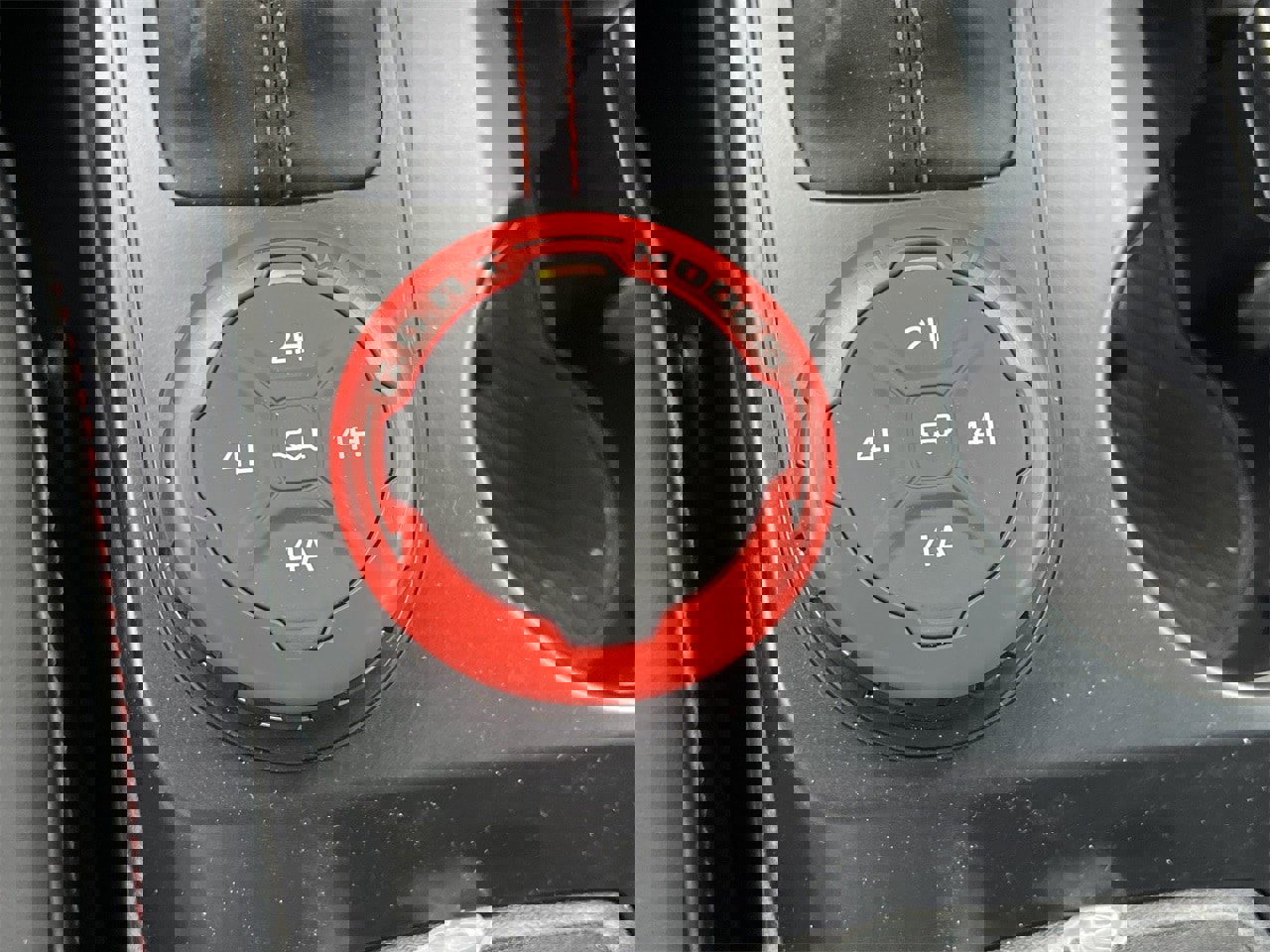 New 2025 Ford Bronco Raptor image 9