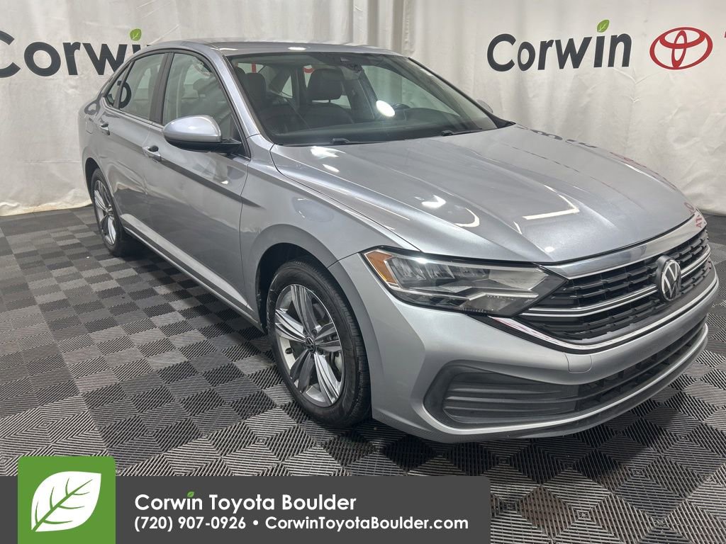 Used 2024 Volkswagen Jetta SE