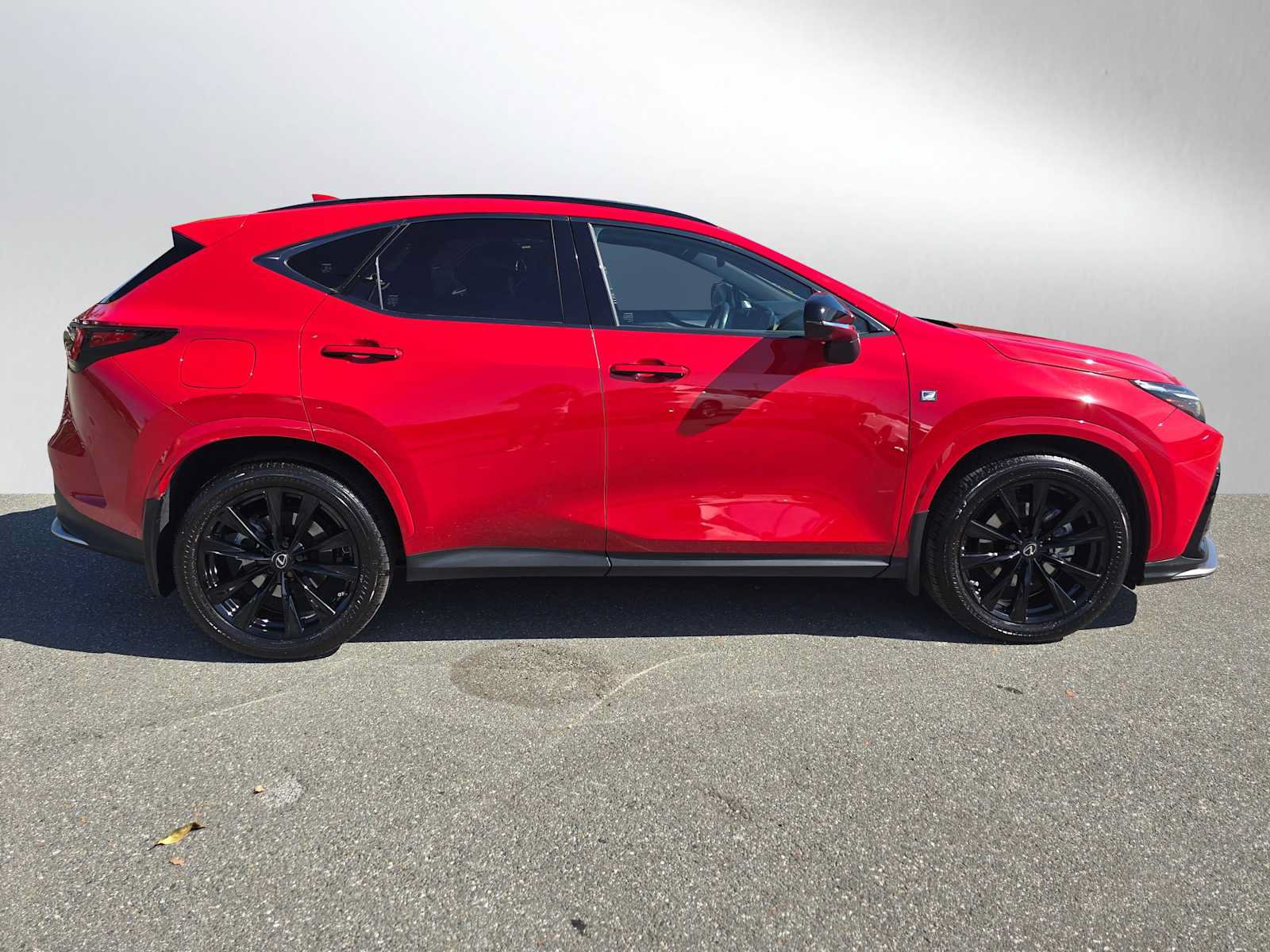 Used 2022 Lexus NX 450h+ F Sport AWD/4WD image 2