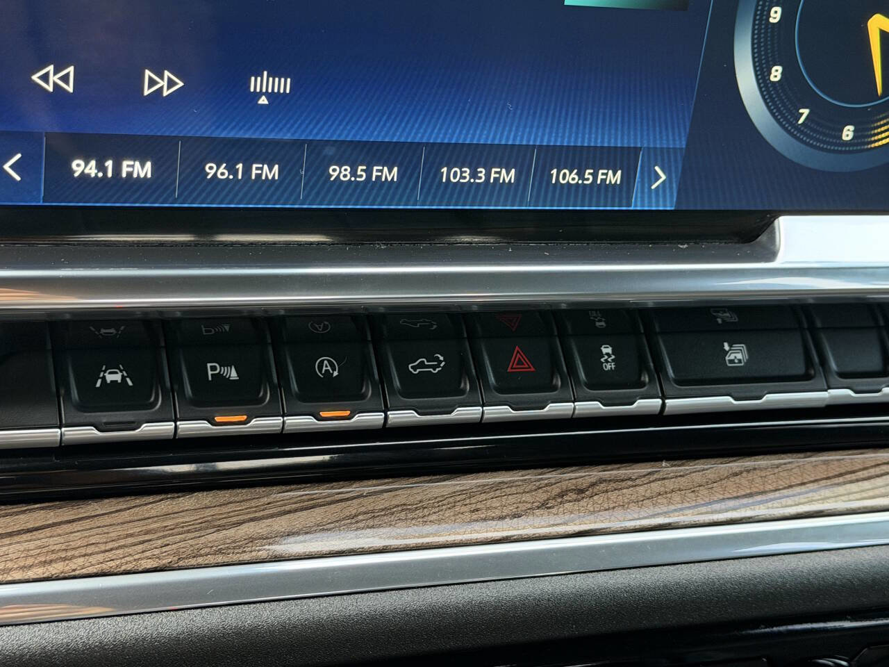 Used 2024 Chevrolet Silverado 1500 RST w/ Rally Edition image 28