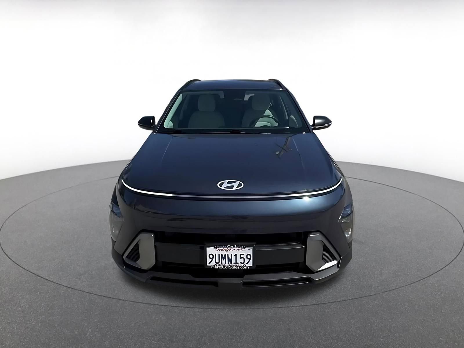 Used 2025 Hyundai Kona SEL image 3