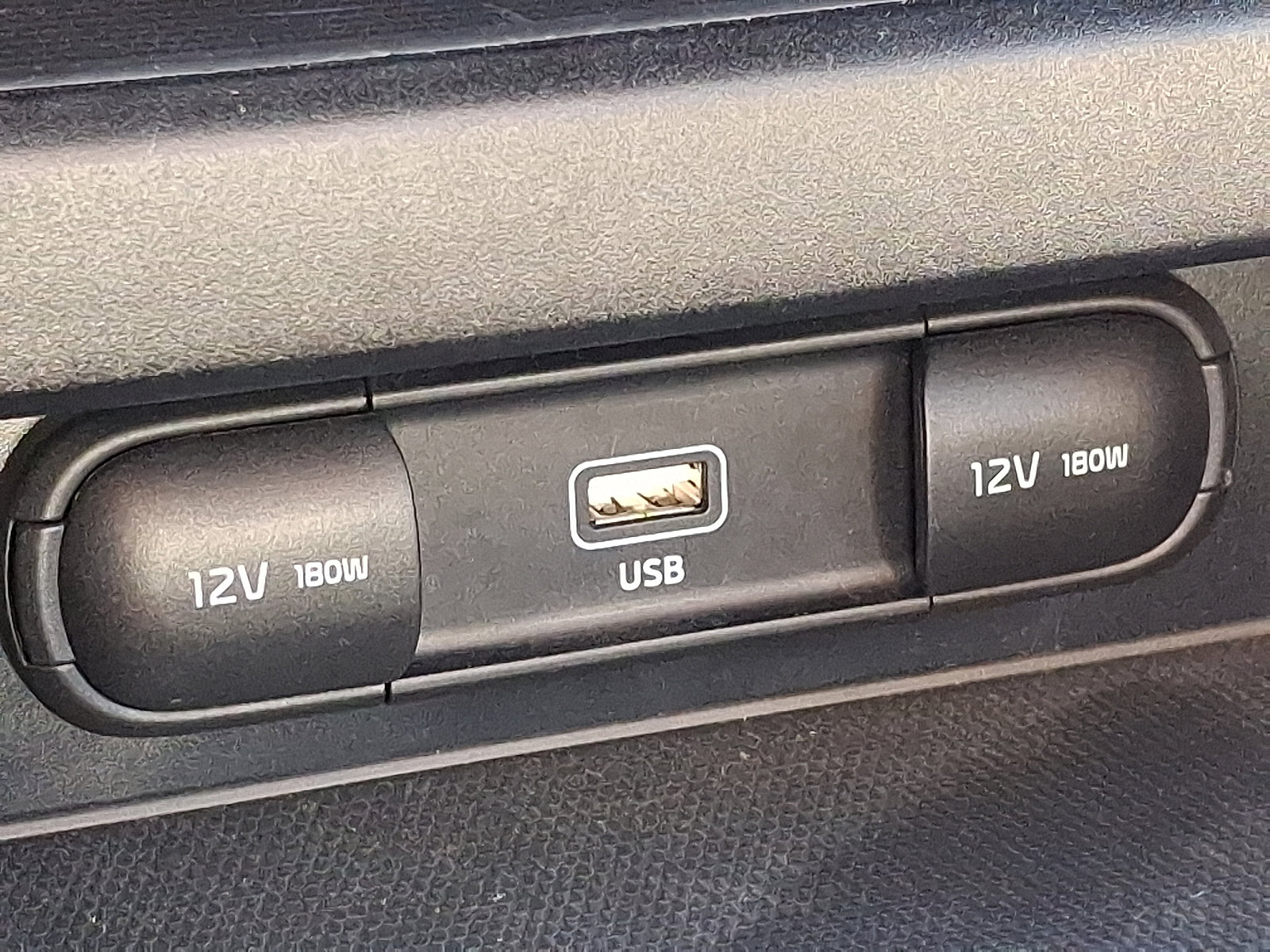 Certified 2023 Kia Forte LXS image 22