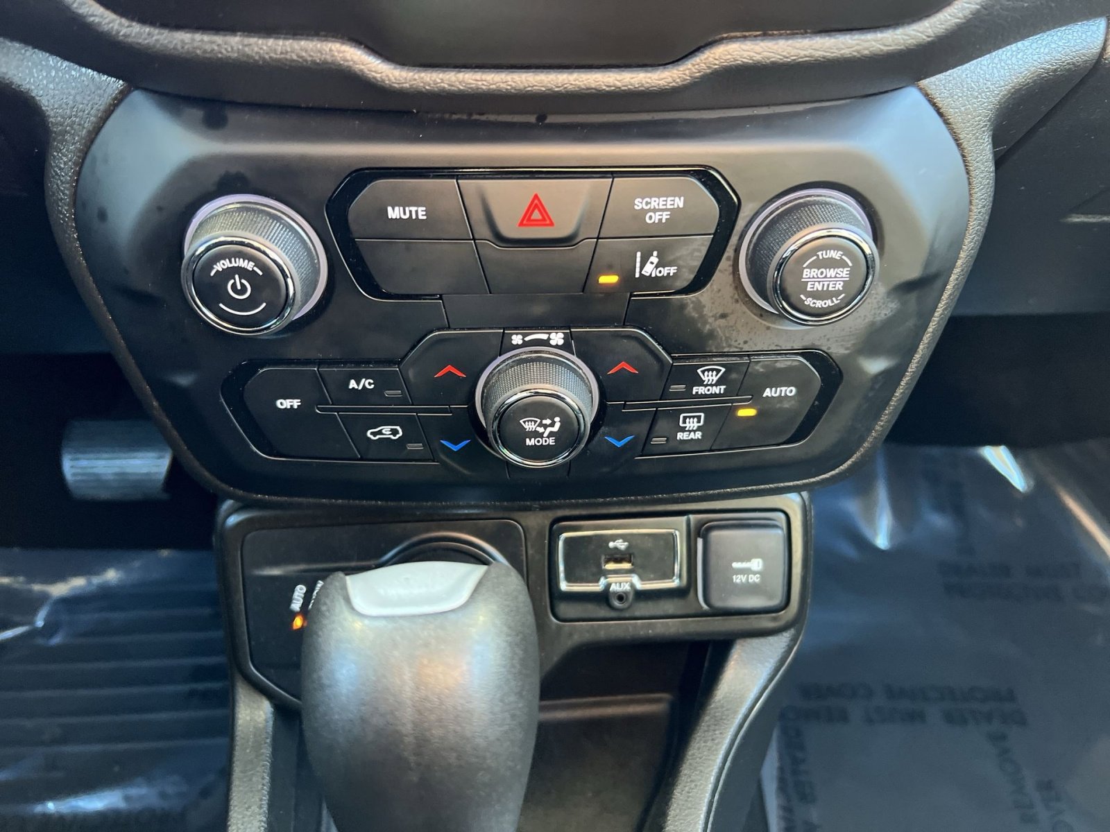 Used 2021 Jeep Renegade Sport image 19