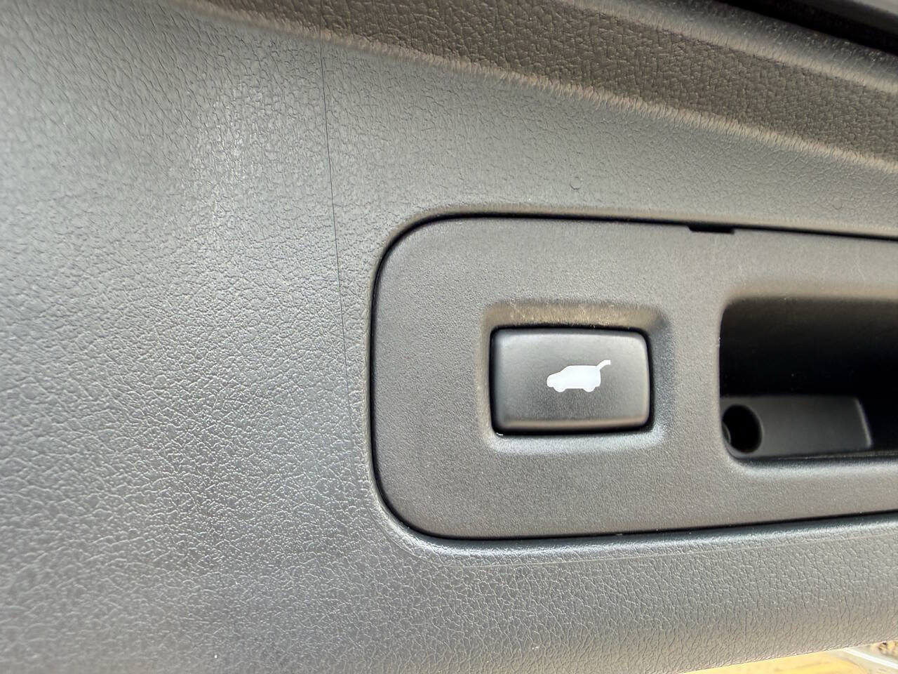 Used 2015 Honda CR-V Touring image 40