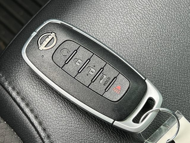 Used 2024 Nissan Pathfinder SL w/ SL Premium Package AWD/4WD image 13