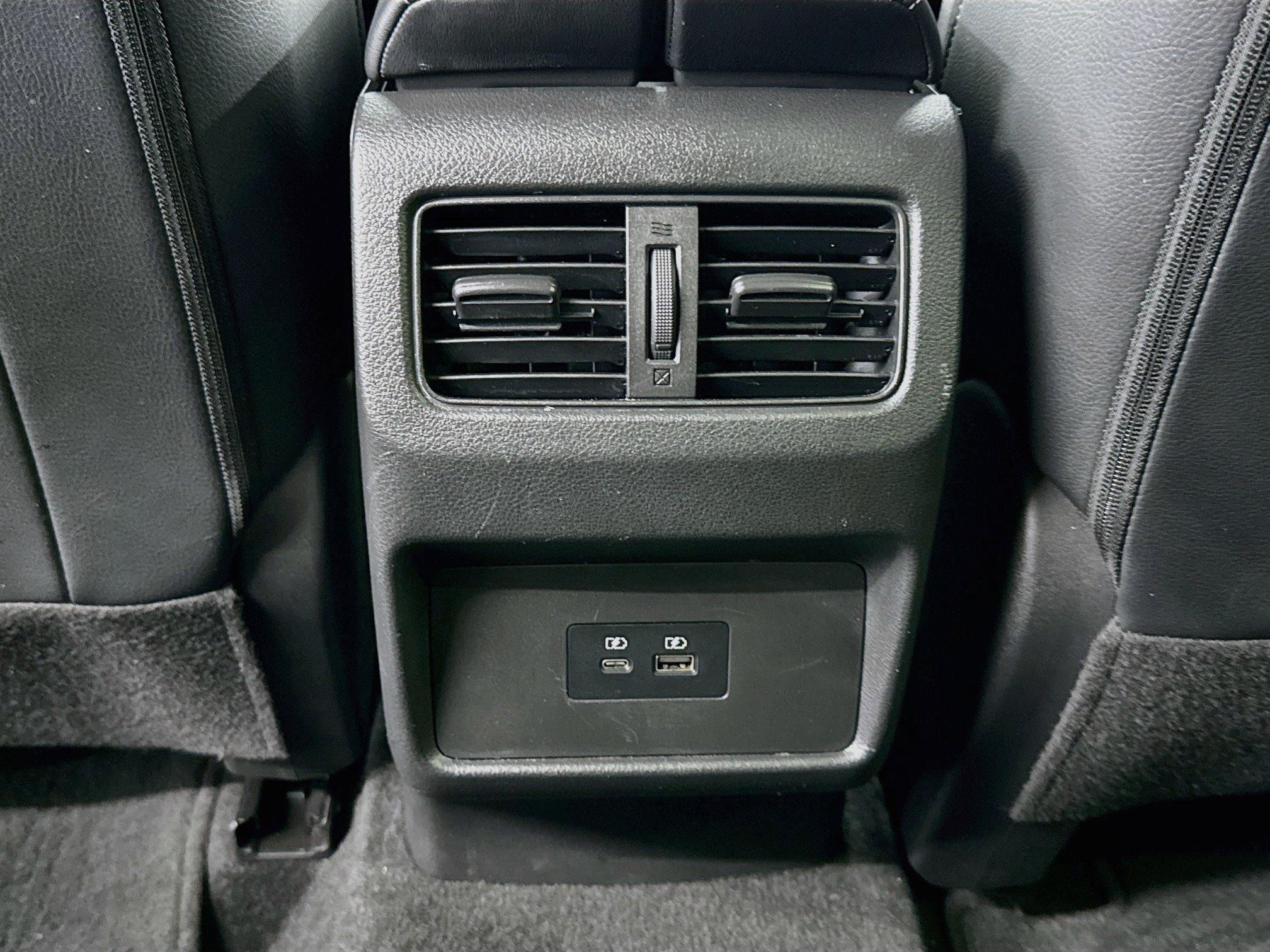 Used 2023 Nissan Rogue SL FWD image 28