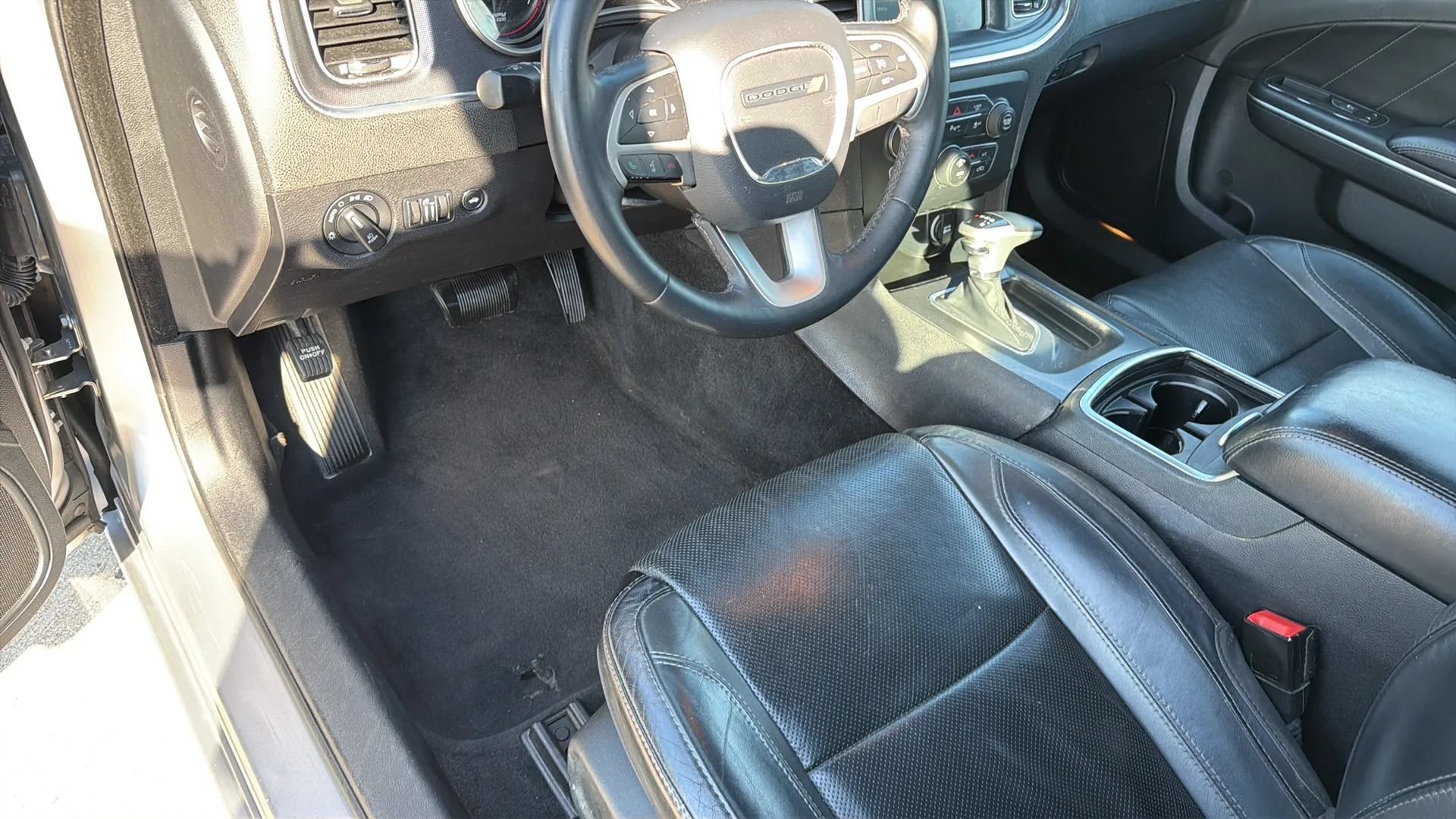 Used 2015 Dodge Charger SXT w/ Plus Group RWD image 86