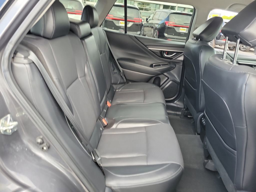 Used 2020 Subaru Outback Limited AWD/4WD image 22