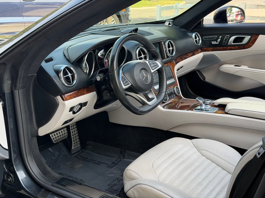 Used 2017 Mercedes-Benz SL 450 w/ Premium I Package image 30