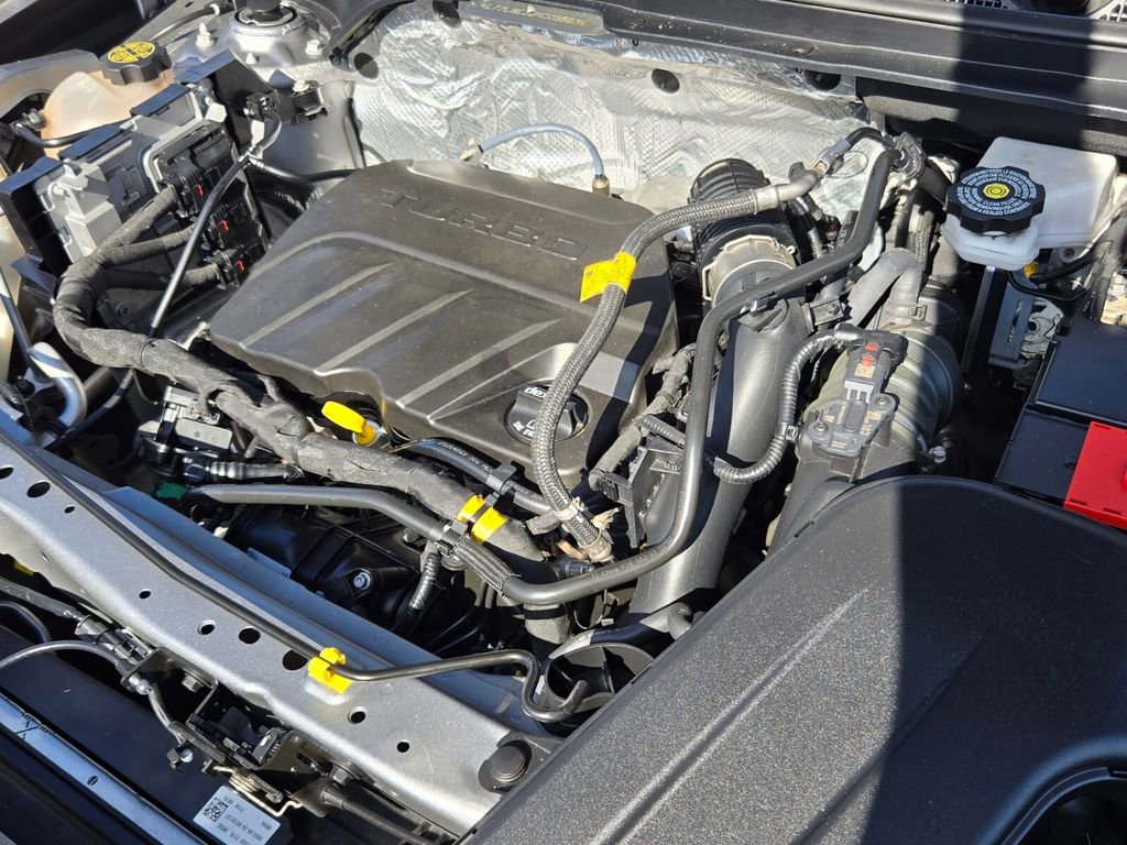 Used 2024 Chevrolet Trax RS w/ Driver Confidence Package image 18