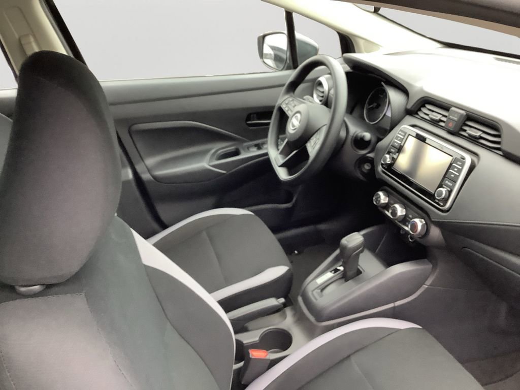 Used 2025 Nissan Versa S w/ Trunk Package image 12