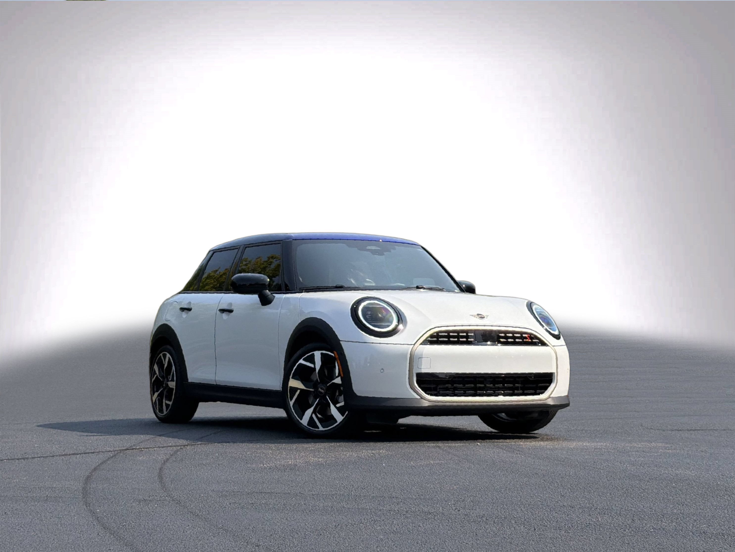 Used 2025 MINI Cooper S FWD image 2