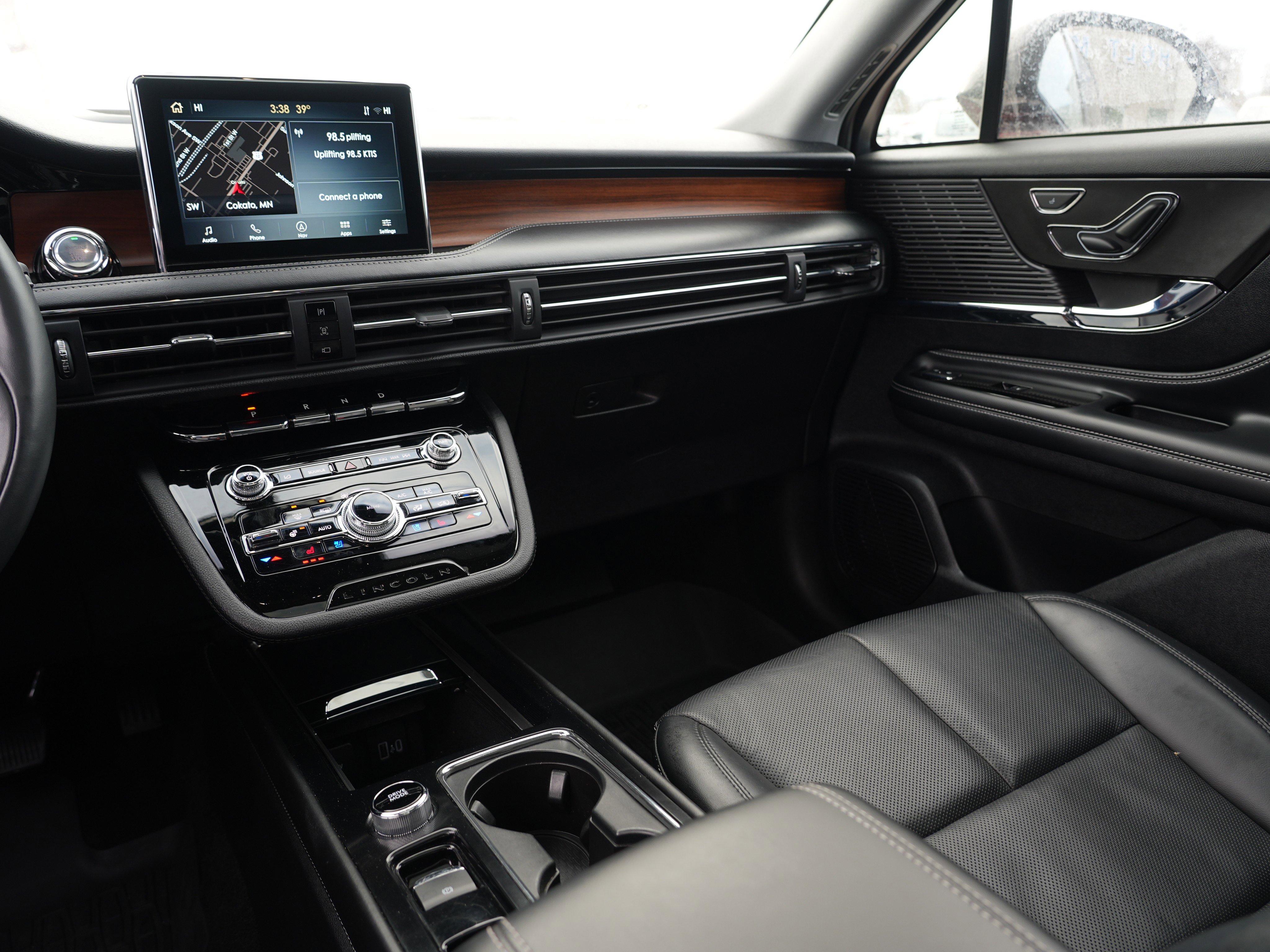 Used 2022 Lincoln Corsair Reserve w/ Elements Package image 22