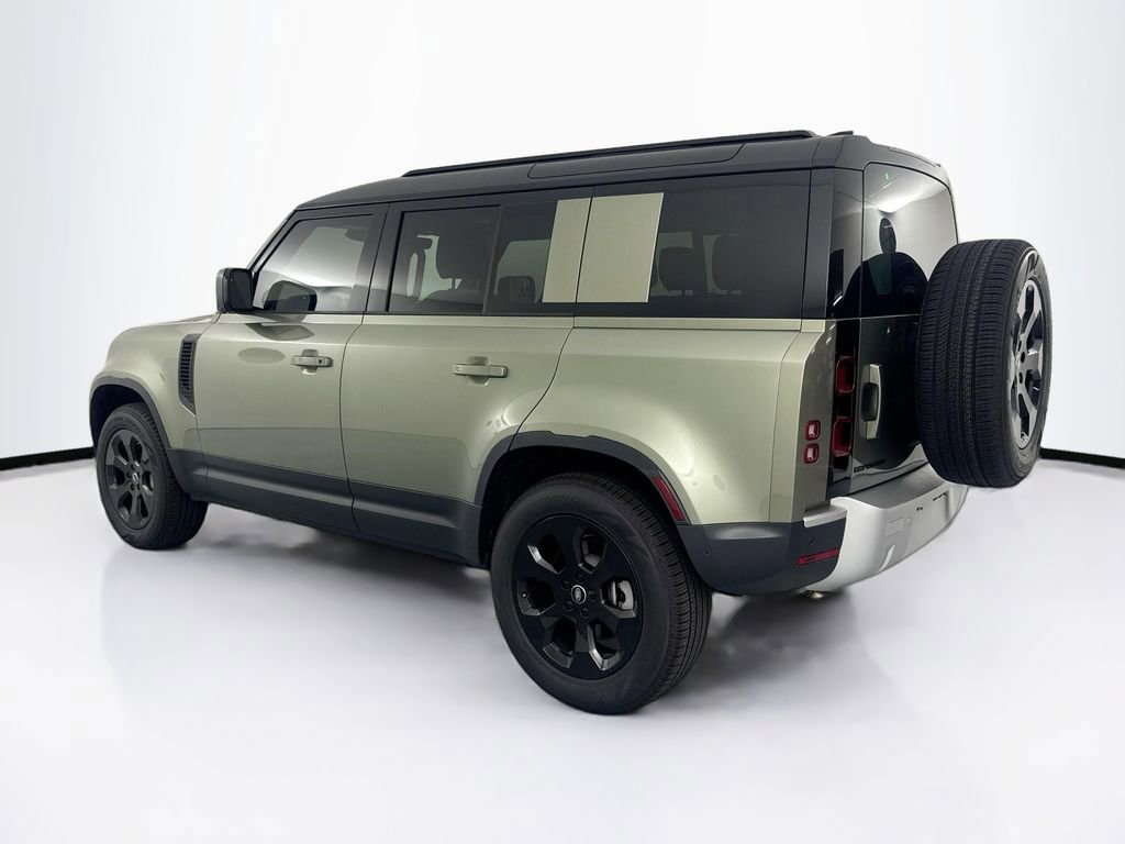 Used 2025 Land Rover Defender 110 S image 6