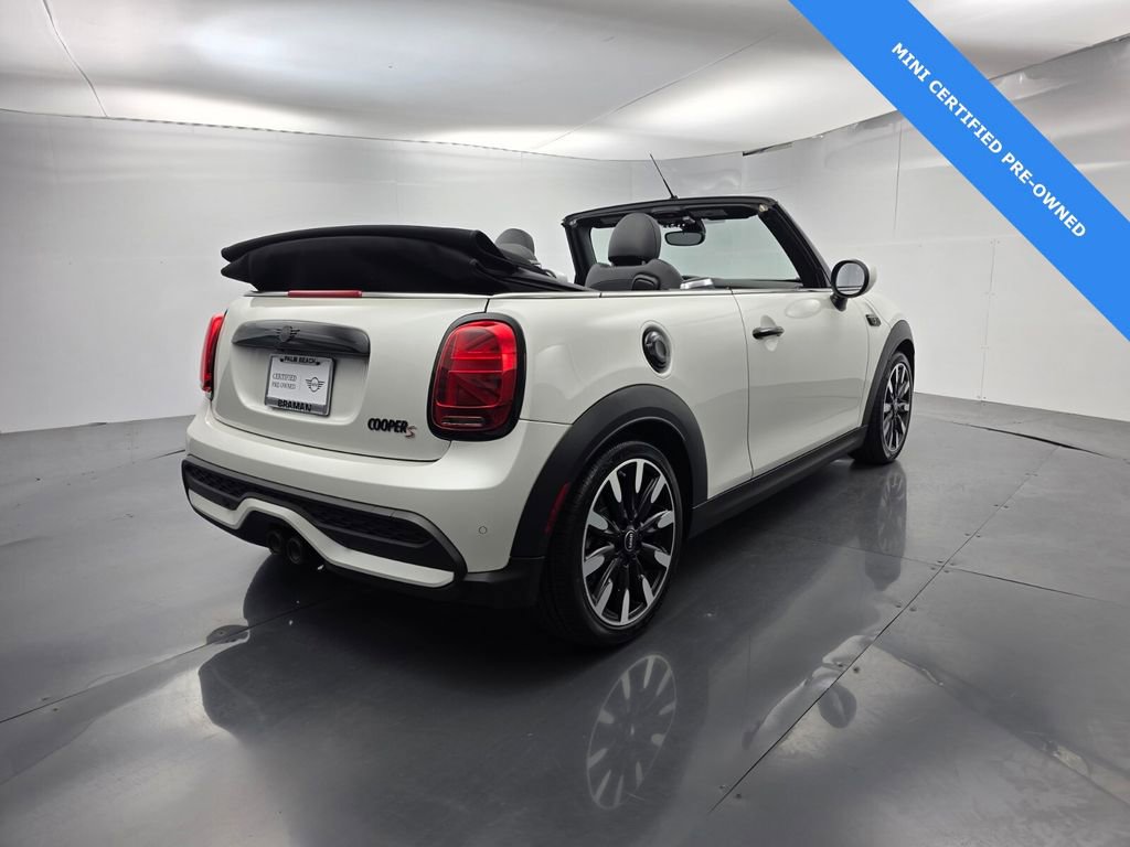 Used 2023 MINI Cooper S image 4