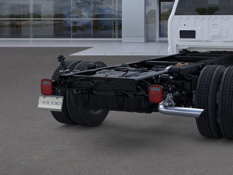 New 2025 Ford F550 4x4 Regular Cab Super Duty w/ XL Chrome Package image 21