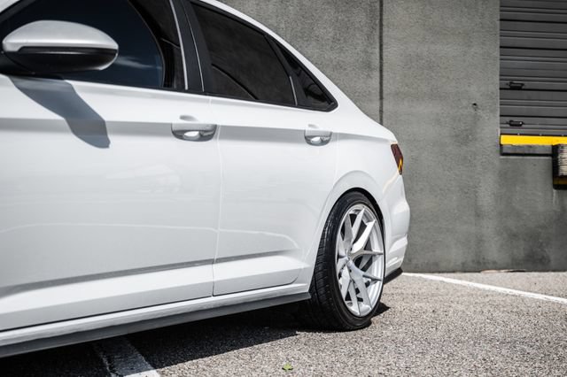 Used 2020 Volkswagen Jetta GLI FWD image 30