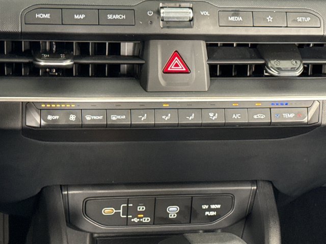 New 2026 Kia K4 FWD image 18