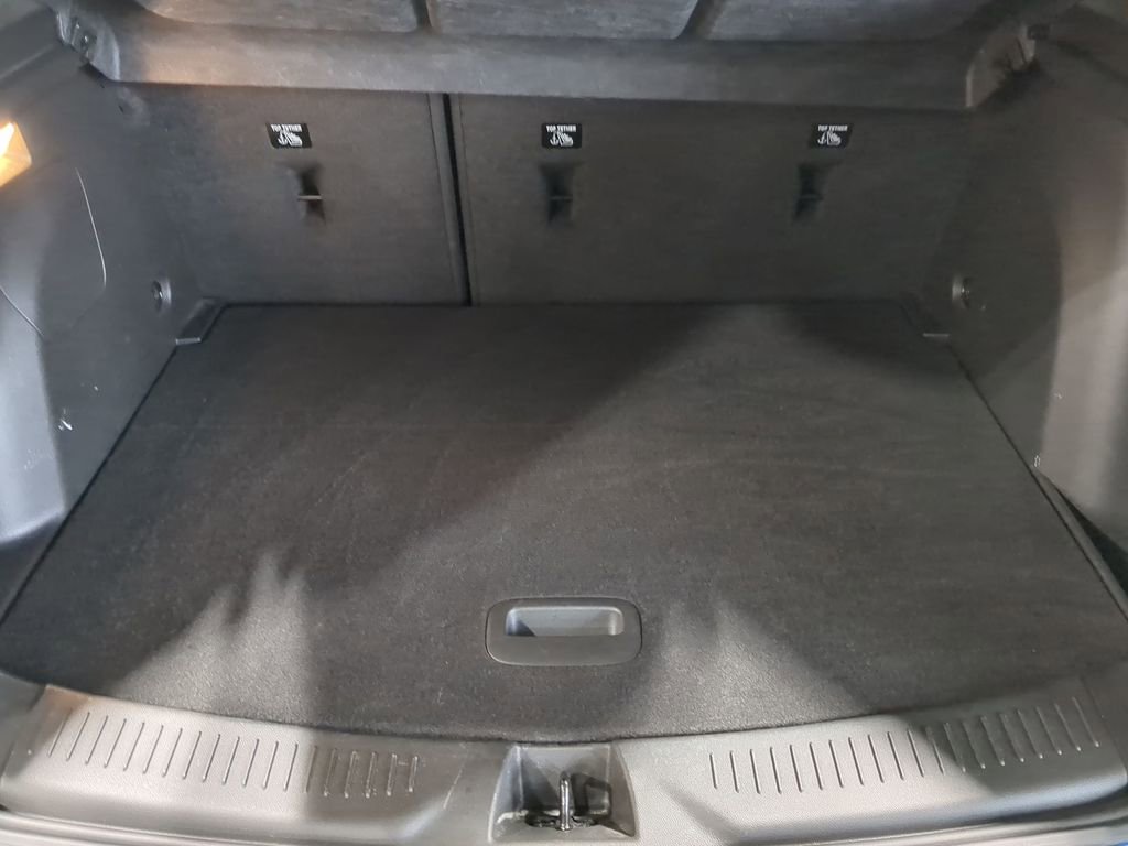 Used 2023 Buick Encore GX Preferred w/ Cold Weather Comfort Package AWD/4WD image 32