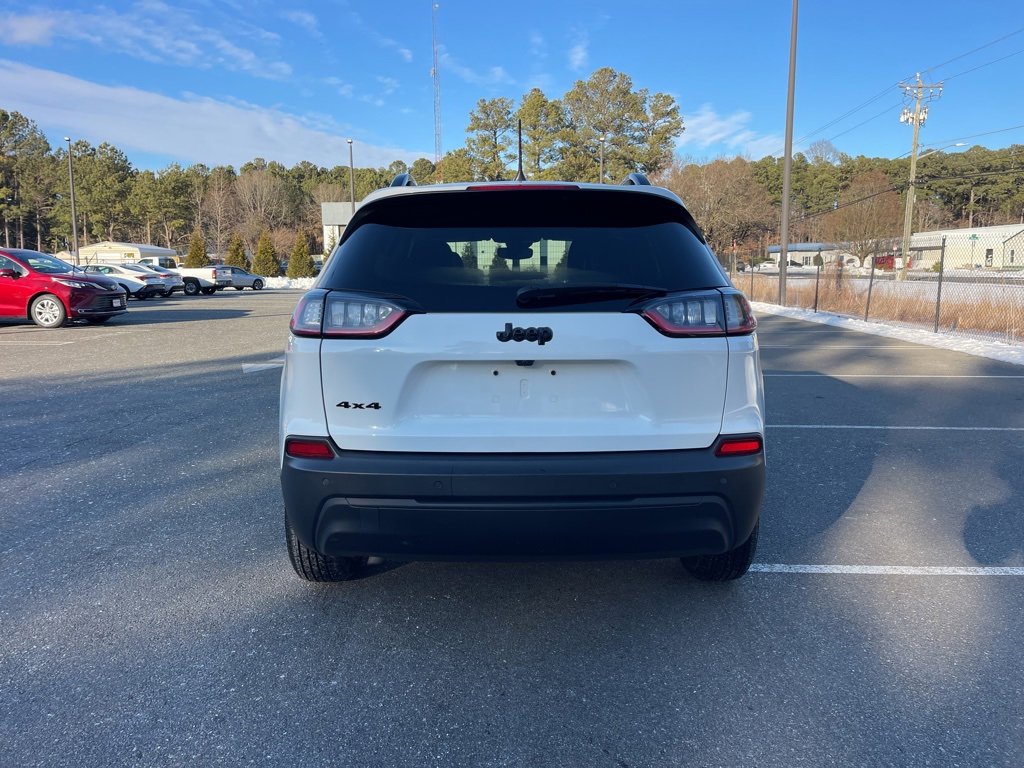 Used 2023 Jeep Cherokee Altitude Lux image 6