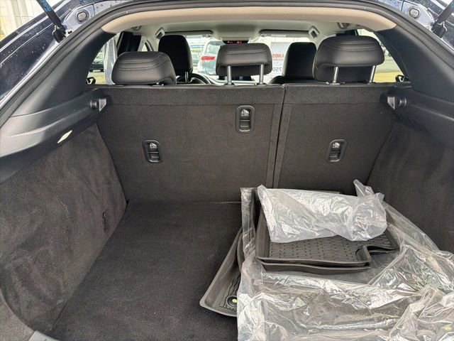 Used 2023 MAZDA CX-30 AWD 2.5 S w/ Select Package image 31