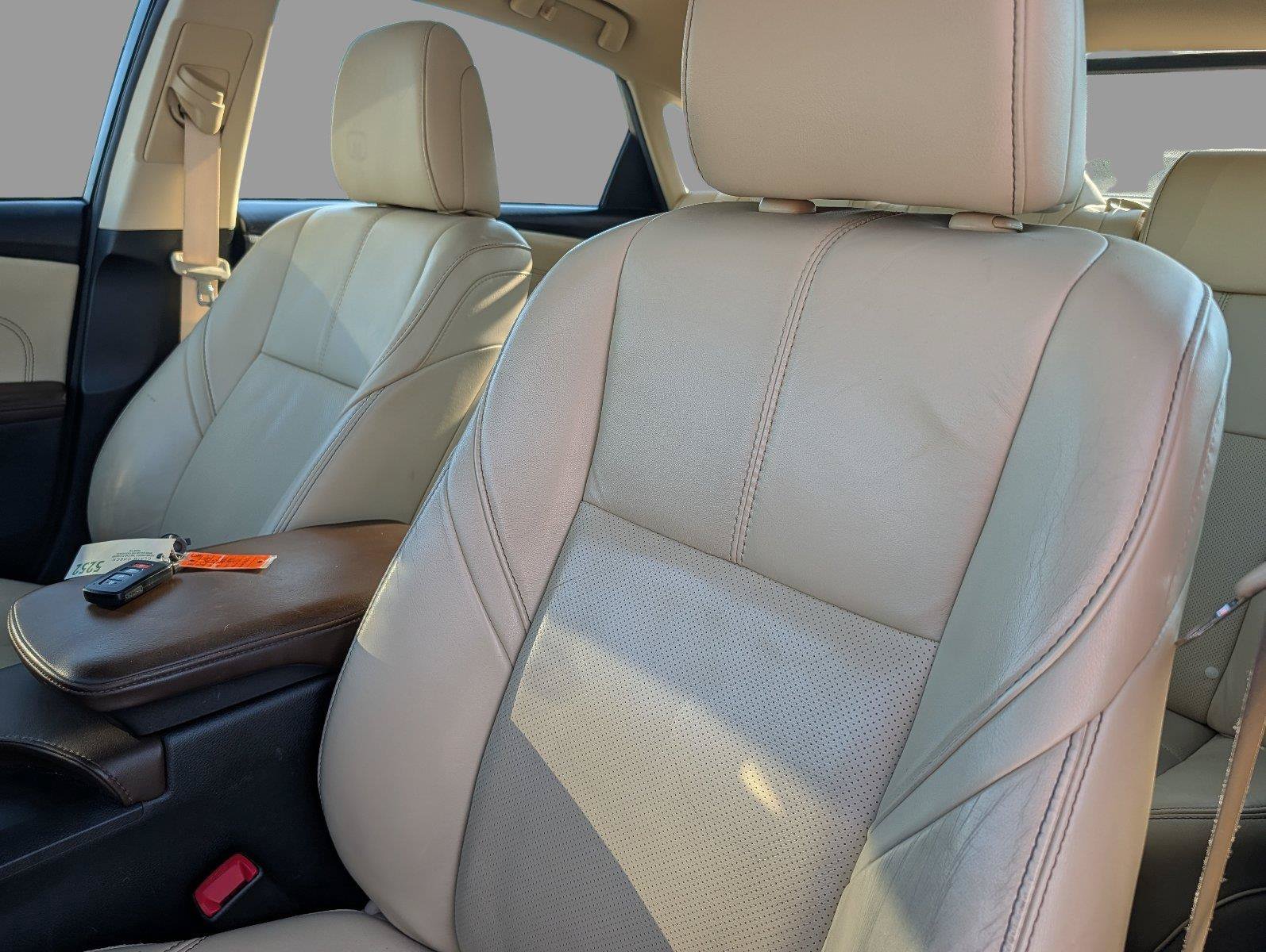 Used 2013 Toyota Avalon Limited FWD image 12