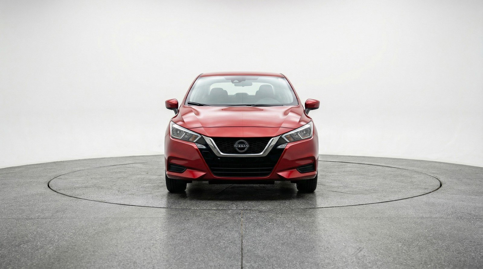 Used 2025 Nissan Versa SV FWD image 2