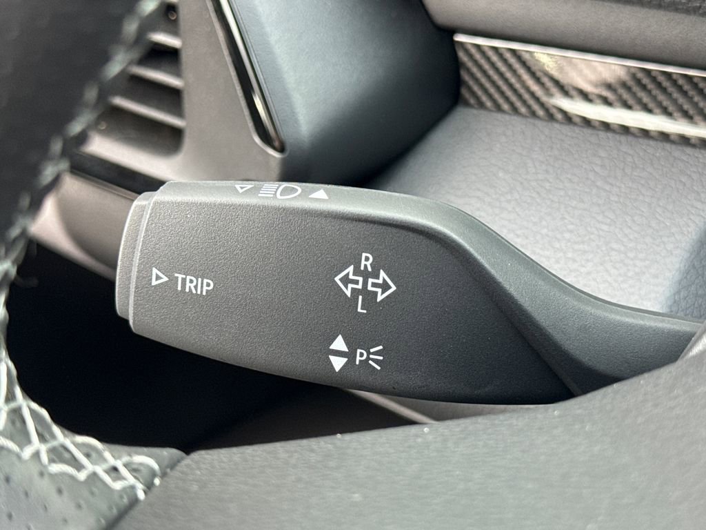 New 2025 VinFast VF 8 Eco AWD/4WD image 30