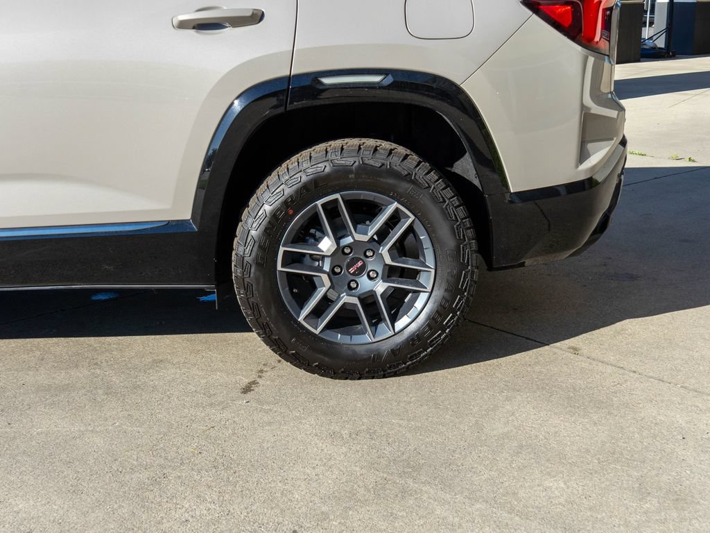 New 2026 GMC Terrain AT4 AWD/4WD image 30