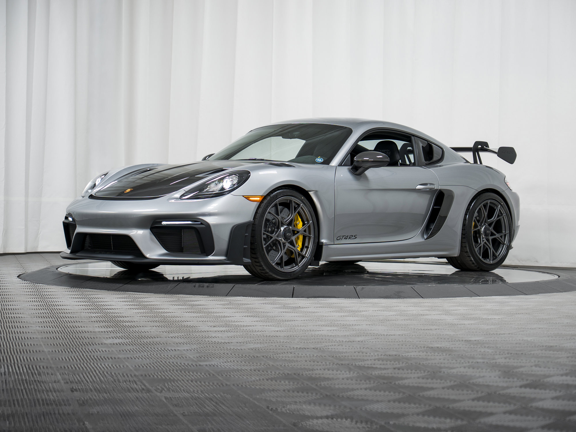 Used 2025 Porsche 718 Cayman GT4 RS image 31