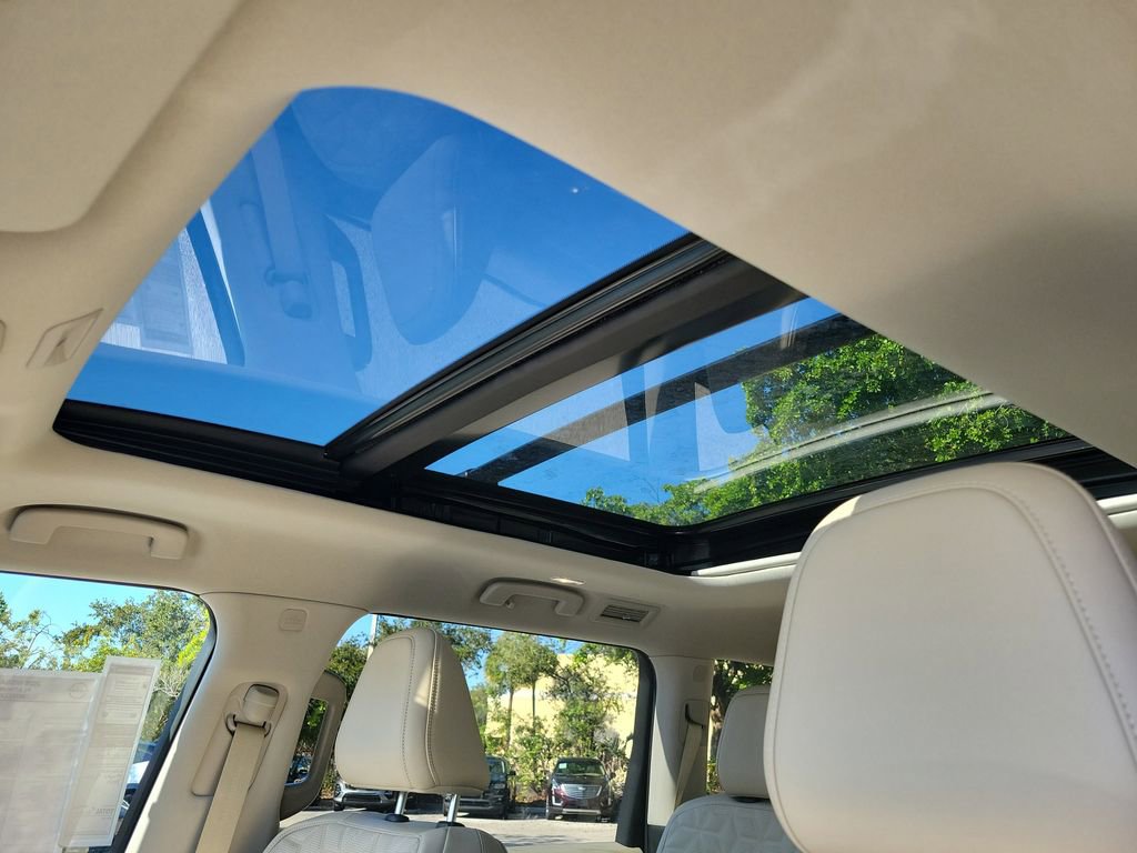 New 2026 Nissan Armada Platinum Reserve image 25