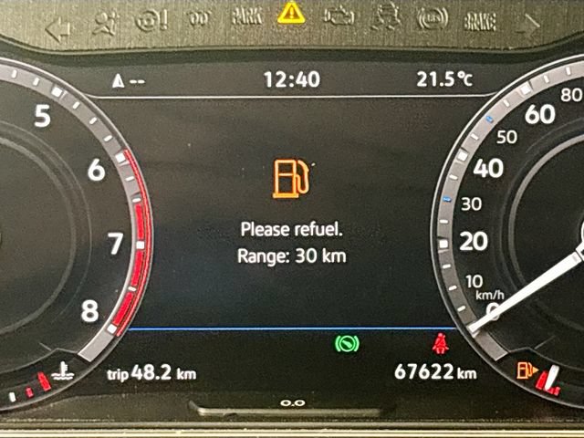 Used 2018 Volkswagen Tiguan SEL Premium AWD/4WD image 12